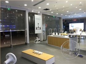 人看人品，展柜看質量