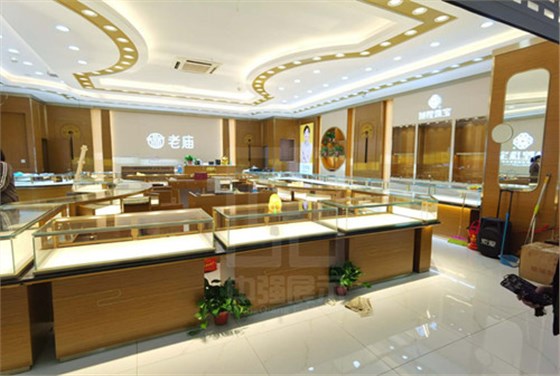 常州鐘樓哪里專門(mén)定制珠寶柜臺(tái)展示柜