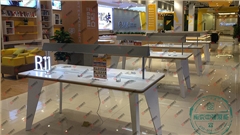馬鞍山環(huán)球手機(jī)數(shù)碼廣場(chǎng)店面裝修展柜制作