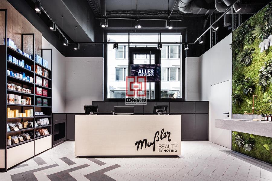 印度商店展柜定制中強展柜專業(yè)定制