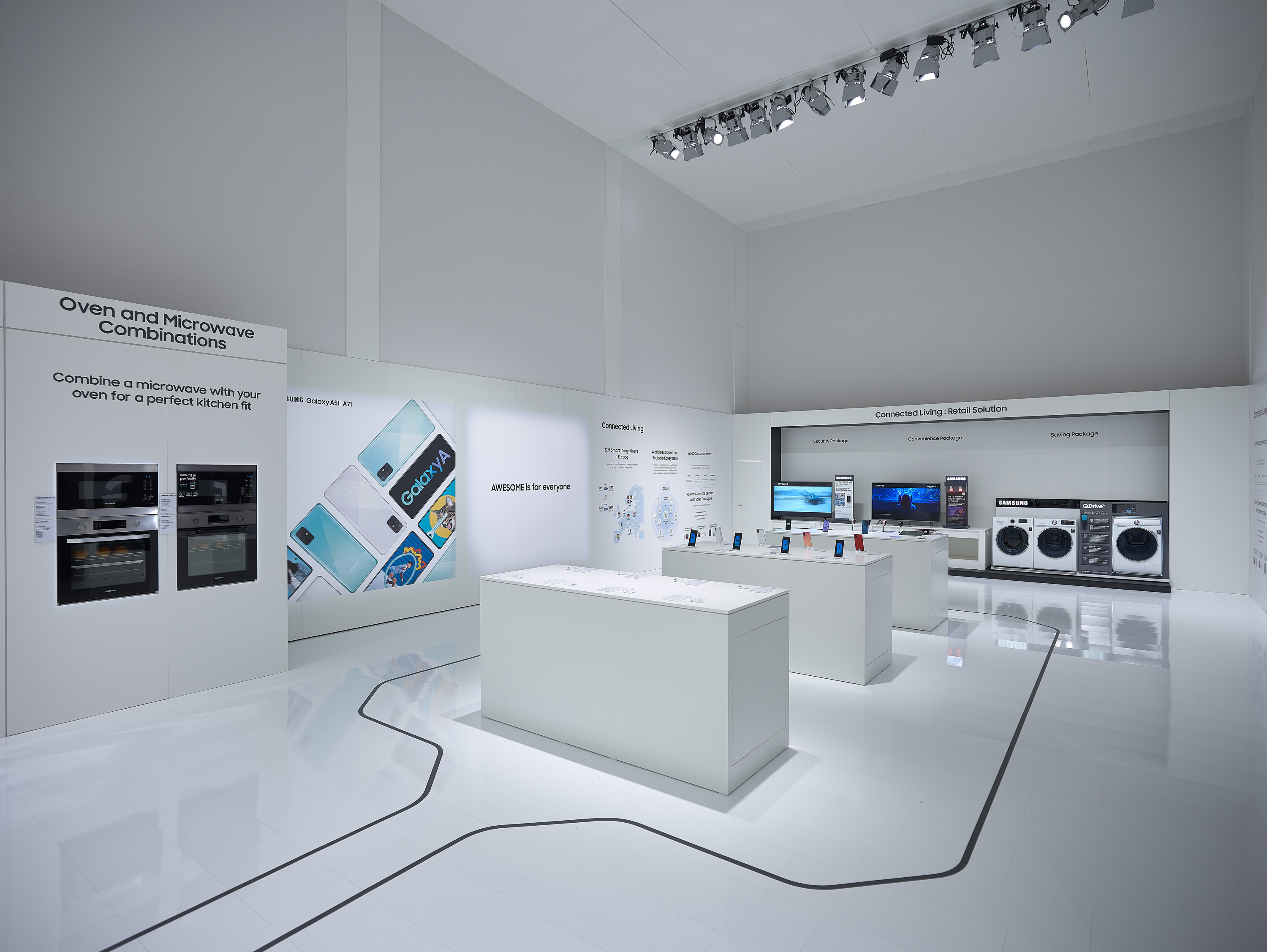 中國電信4G嗨卡手機(jī)店展柜制作